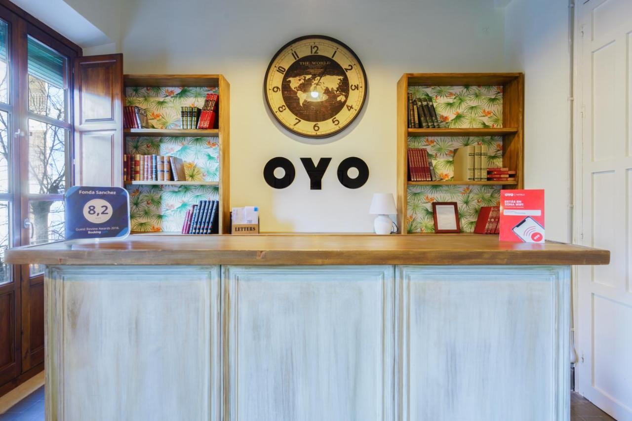 Oyo Fonda Sanchez Hotel Granada Kültér fotó